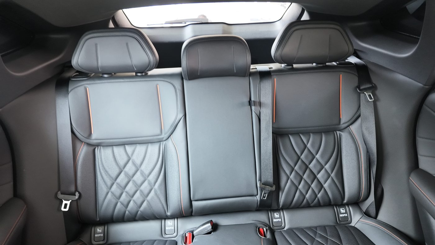 Deepal S07 rear bench with quilted black seats and orange stitching