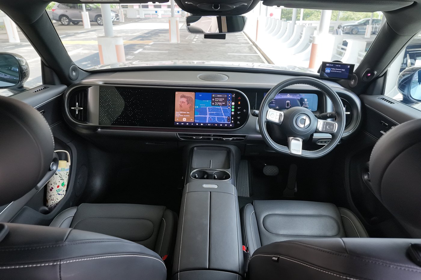smart #5 wide dashboard with the twin 13-inch OLED screens and steering wheel